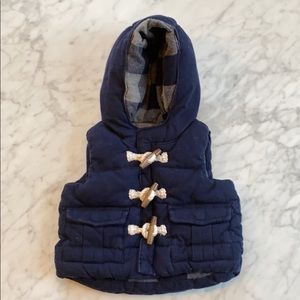 Baby Gap 0-6 months warm toggle hooded vest